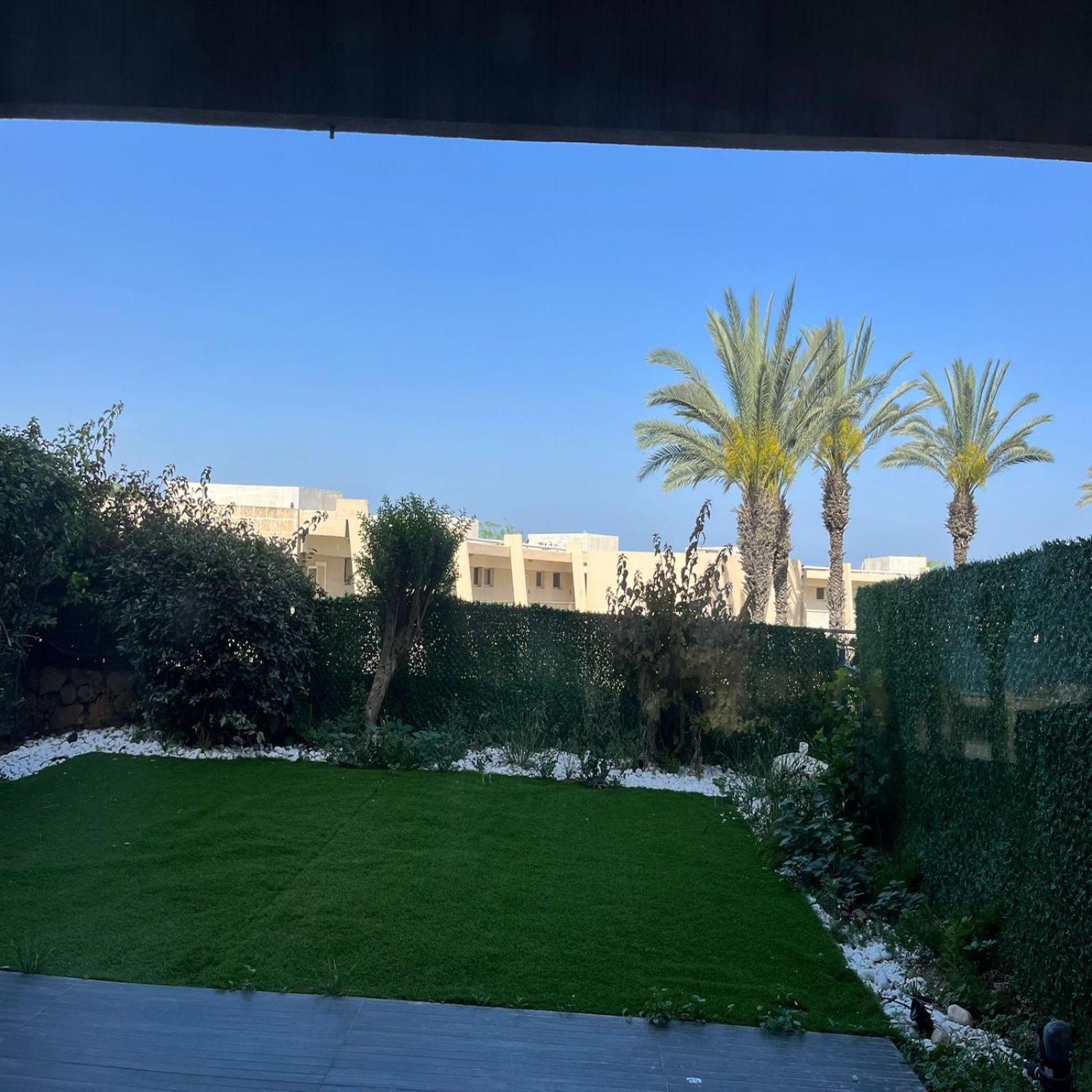 Caesarea Inn Exteriör bild